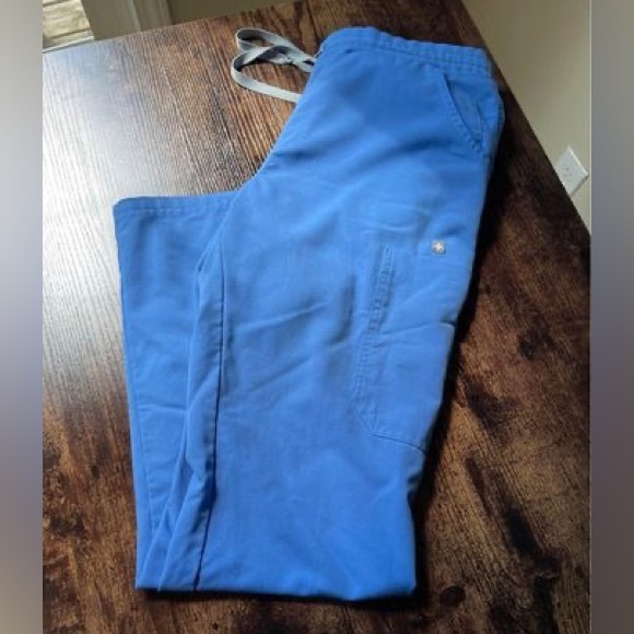 Figs Yola Skinny Scrub Pants - Picture 3 of 4